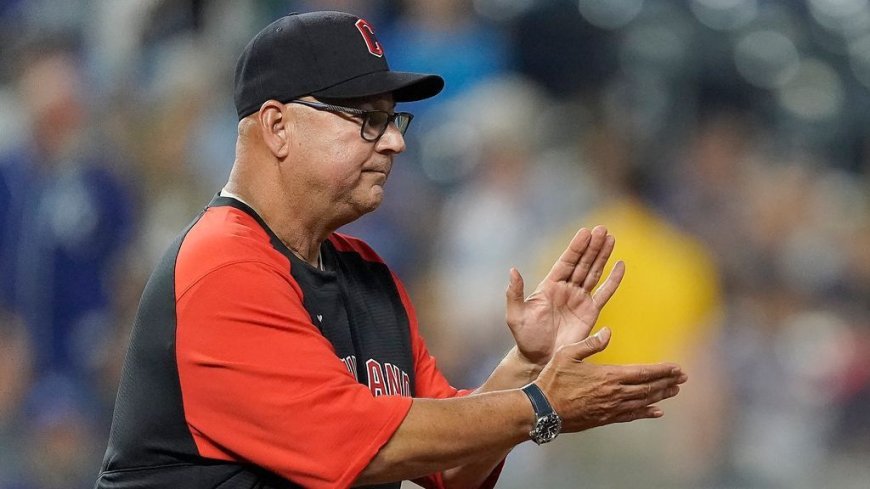 Francona returns to manage Reds on 3-year deal