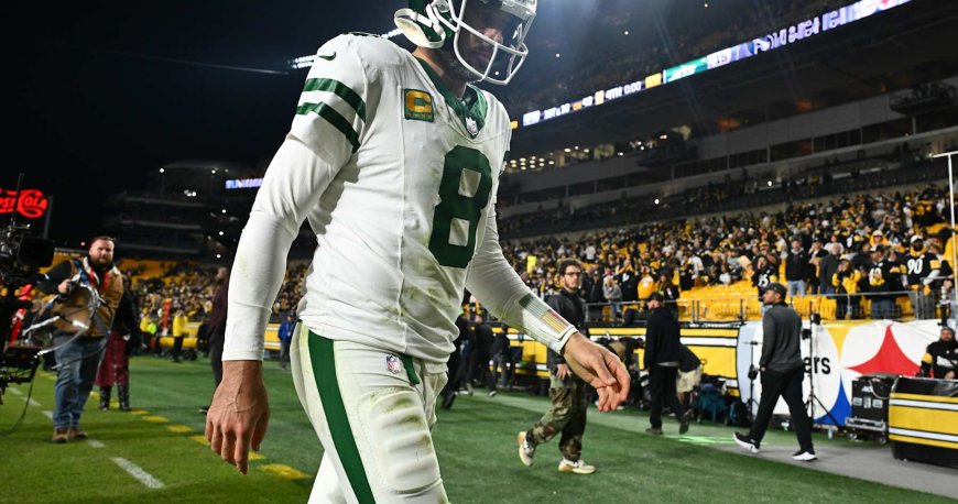 Aaron Rodgers: Jets Are 'Playing with Too Much Anger,' Not Enough Enjoyment