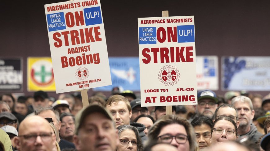 Boeing machinists reject new labor contract extending more than 5-week strike