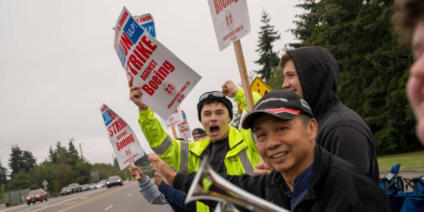 Boeing Workers Reject the Latest Labor Contract Offer. The Strike Goes On.