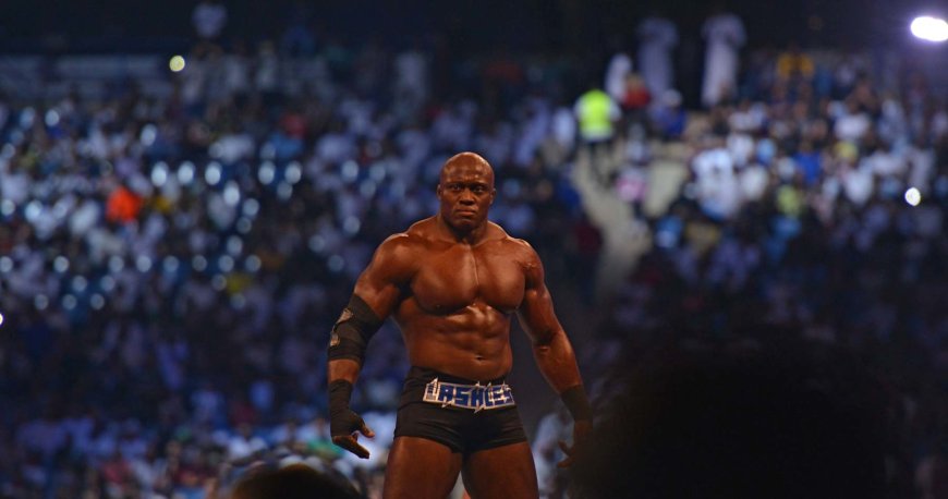 Former WWE Star Bobby Lashley: I Was Offered Mike Tyson Fight 'Several Months' Ago