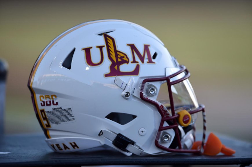 ULM to discipline OL coach Cameron Blankenship for irately berating, shoving player on sideline