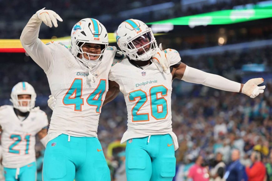 Dolphins vs. Rams predictions and live updates: NFL Monday Night Football score, odds and latest