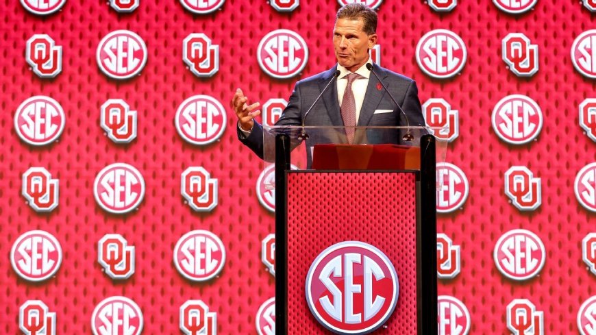 OU president, AD back Venables amid struggles