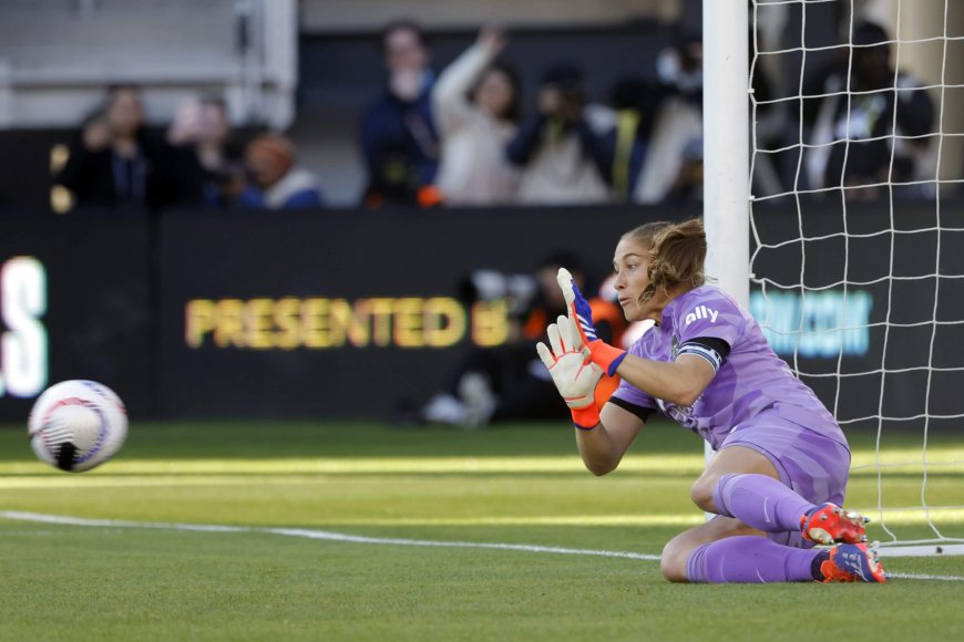 Washington Spirit outlast Gotham FC in penalty kicks to advance to NWSL final