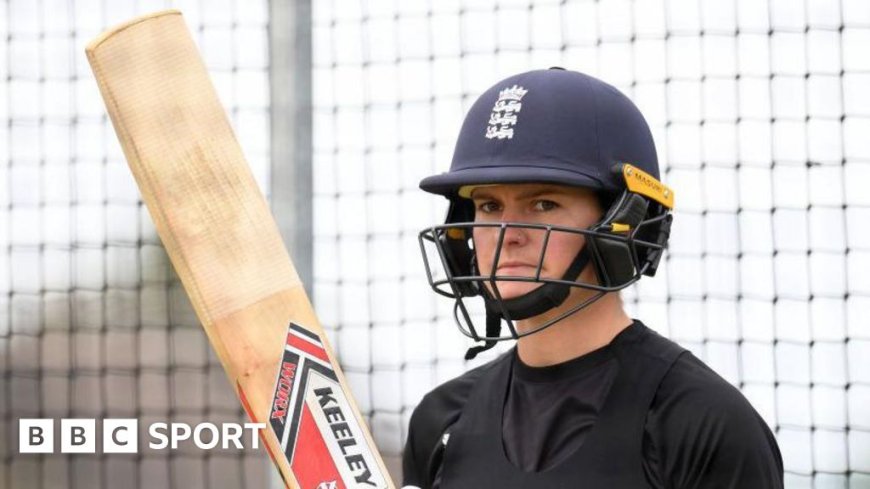 Scholfield out of England T20 squad with injury