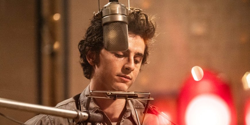 Timothée Chalamet's Bob Dylan can really sing, even if 'A Complete Unknown' doesn't hit all the right notes