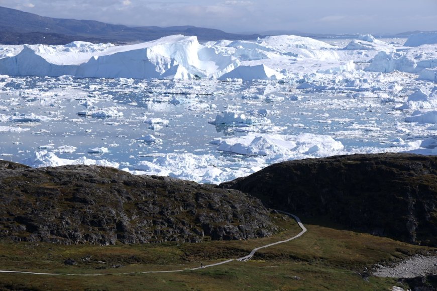 Arctic Tundra Goes From Carbon Sink to Carbon Source for the First Time in Millennia: NOAA Report