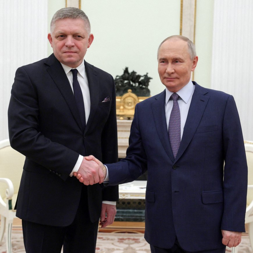 Slovak Leader Visits Putin, Breaking With E.U.’s Policy of Isolation